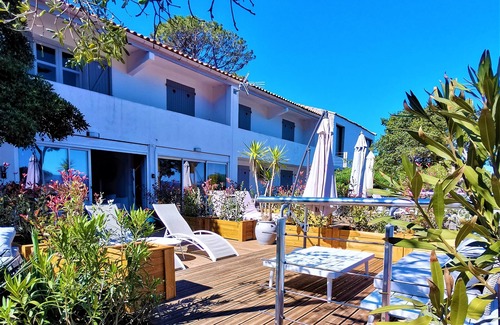 Ile du Levant Appartement | L'Abeste Studio 20m2 Climatisé Vue mer Terrasse