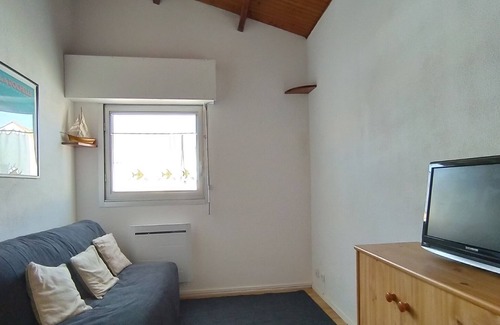 Charente-Maritime Appartement | L'abri du marin - studio - swimming pool, parking, wifi