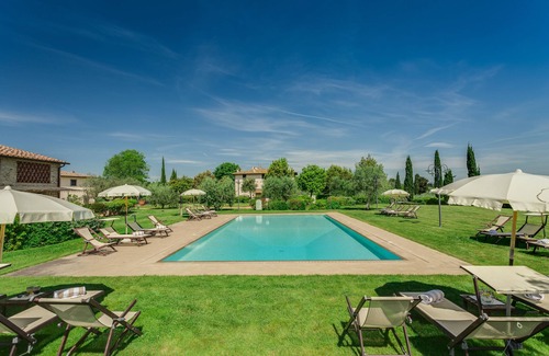 San Pietro in Bossolo Appartement | La Haye, appartement de deux chambres dans le Chianti avec climatisation et piscine