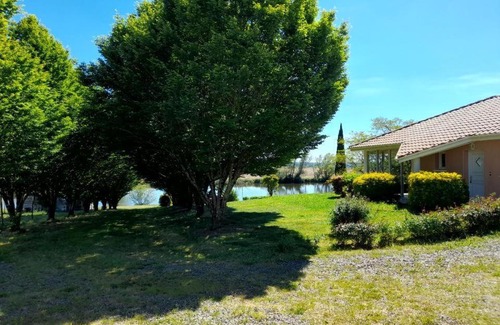 Aire-sur-l'Adour Maison | L'allee des charmes