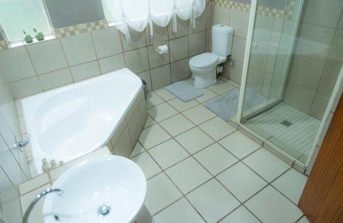 Middelburg Lit Et Petit-Déjeuner | L'anda Guesthouse & self catering