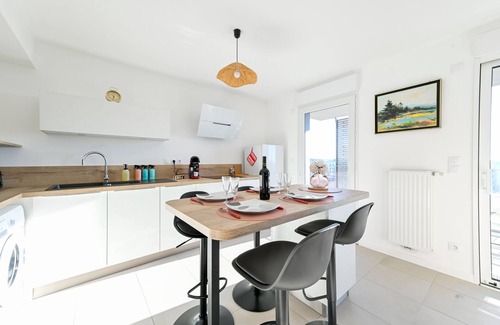 Cholet Appartement | L'Arc En Ciel - A 30min du Puy du Fou