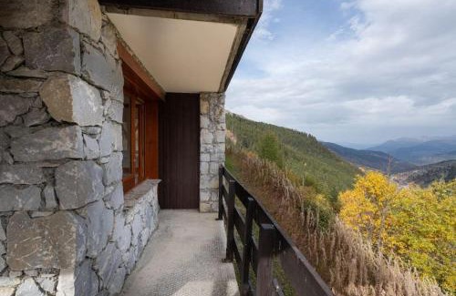 Meribel-Mottaret Appartement | L'Arc-en-Ciel - Appartement sur les hauteurs du Mottaret avec accès aux pistes