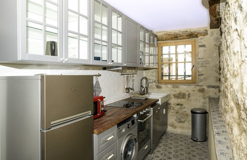 Belesta Cottage | L'Arche - The Castle House by Domaine RIBERACH