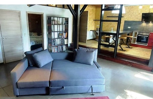 Fayt lez Manage Appartement | L'atelier. 4 à 6 Personnes Parking Gratuit