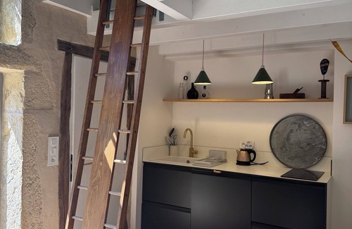 Chapaize Appartement | L'Atelier de la Tour Chapaize! Breathtaking view of the church