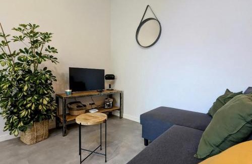 Riorges Appartement | l'Atelier, sauna & spa