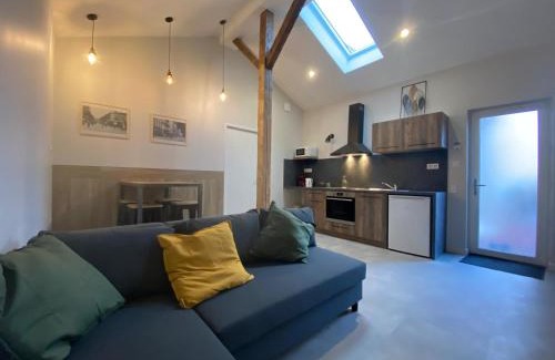 Riorges Appartement | l'Atelier, sauna & spa