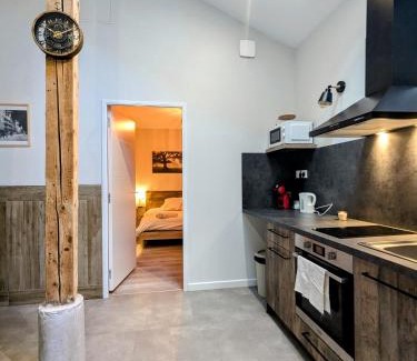 Riorges Appartement | l'Atelier, sauna & spa