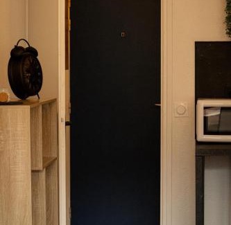 Albertville Appartement | L'Atelier Shelby - Parking & balcon