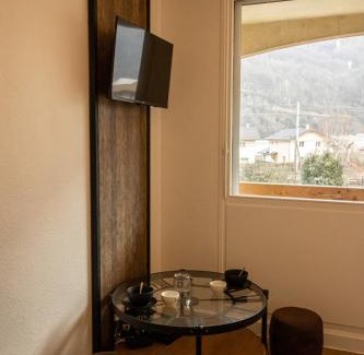 Albertville Appartement | L'Atelier Shelby - Parking & balcon