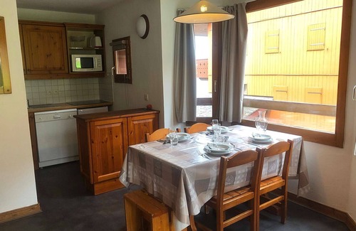 Les Avanchers-Valmorel Appartement | L'Athamante 7 - Plein Sud, proche des pistes, piste de luge et commerces, classé 3 étoiles