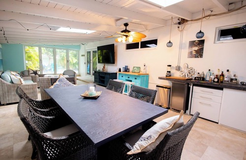 White St. Gallery Maison | L'Attitude Adjustment | 3 Bed, 2 Bath with pool in Key West
