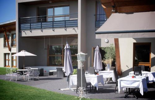 Chavanoz Hôtel | L'AUBERGE DU RHONE