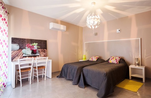 Saint-Hippolyte-du-Fort Hôtel | L'Auberge Cigaloise