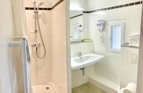 Saint-Hippolyte-du-Fort Hôtel | L'Auberge Cigaloise