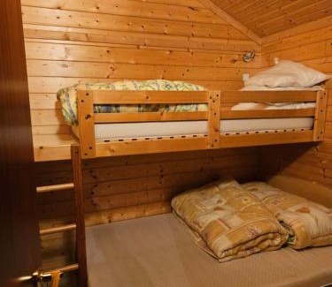 Saint-Santin-Cantales Maison | L'Auberge Saint Santin Cantales
