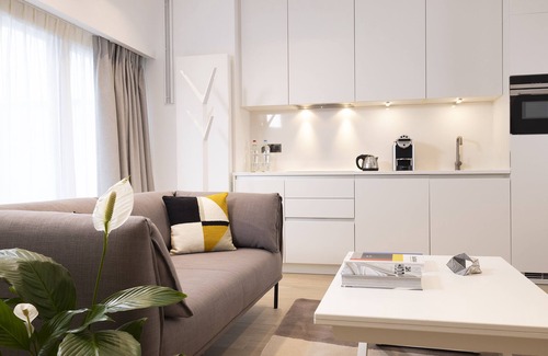 Postel Hôtel | L-Avenue
