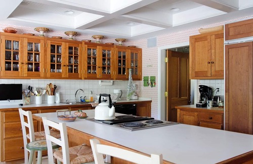 Biddeford Pool Maison | L. B. Orcutt - Biddeford Pool with a Pool