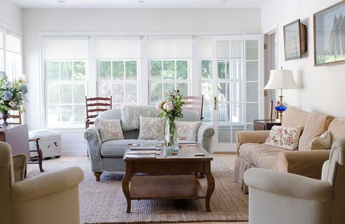 Biddeford Pool Maison | L. B. Orcutt - Biddeford Pool with a Pool