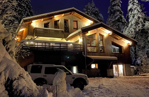 La Bresse Chalet De Ski | L'eau Vive. Chalet avec piscine intérieure à 5 min des pistes. Idéal famille.