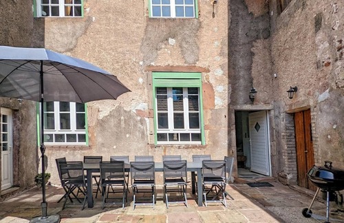 Faucogney-et-la-Mer Cottage | L'Échappée: Authentic Retreat with Spa in Faucogney-et-la-Mer
