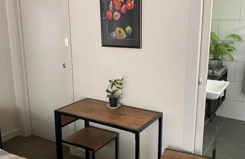 Bentleigh East Appartement | L'École Private Studio-Apartment by My Lodgingfy
