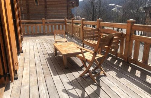 Allos Chalet De Ski | L'Edelweiss