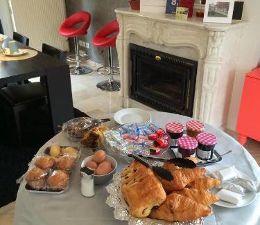 Thiais Maison | L'Eden B&B
