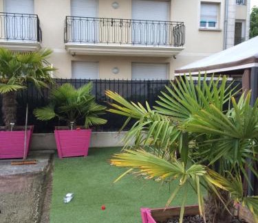 Thiais Maison | L'Eden B&B