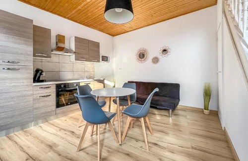 Dampremy Appartement | L'Eden Carolo - Netflix, Wi-Fi, 10min Aéroport, Parking gratuit