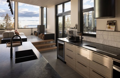 La Malbaie Villa | L'Embâcle: Chalet de luxe avec piscine, spa et vue