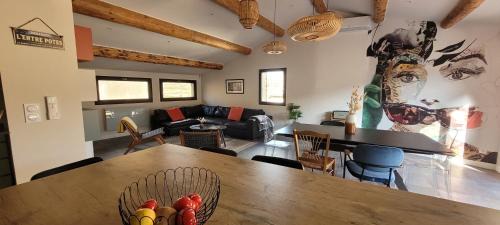 Villedieu Maison | L'ENTRE POTES - Maison de caractère climatisée avec garage