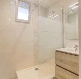 Villefranche-sur-Saone Appartement | L'Escale, Appartement 2 chambres avec Balcon, Villefranche