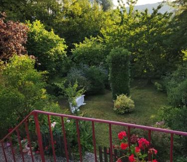 Arques-la-Bataille Maison | L'escale Arquaise, la maison au jardin fleuri à 5 min de dieppe 7 jours minimum