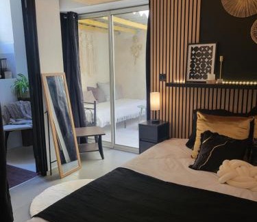 Lunel Appartement | L'escale dorée au centre de Lunel