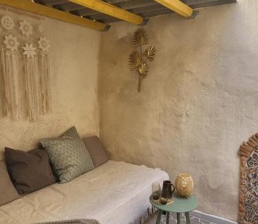 Lunel Appartement | L'escale dorée au centre de Lunel