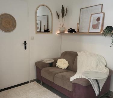Lunel Appartement | L'escale dorée au centre de Lunel