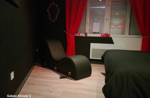 Calais City Center Appartement | L'escale du desir love room spa privatif