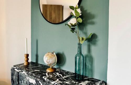 Saint-Helier Appartement | L ESCALE, grand studio près de la gare