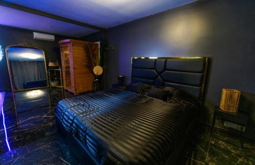 Evreux Maison | L escale Jacuzzi et Sauna