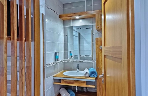Pompejac Appartement | L'Escale Sud Gironde - Séjour en amoureux avec jacuzzi privatif - Piscine - Massage Traiteur & Brunch possibles