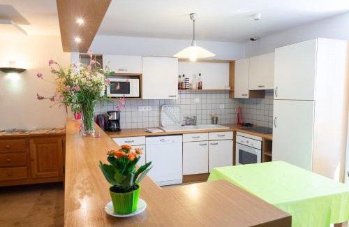 Saint-Georges-de-Levejac Maison | L'etape 11 personnes du couvent