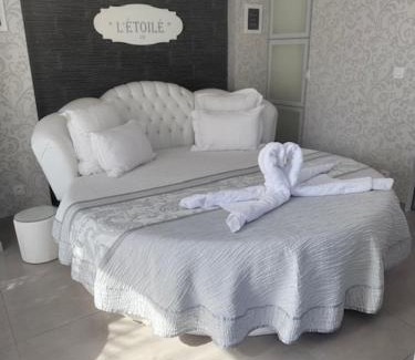 Troyes Appartement | L'Etoilé VIP AVEC JACUZZI