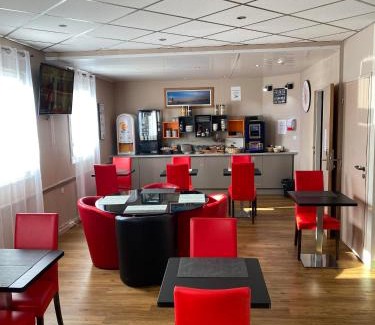 Romilly-sur-Seine Hôtel | L'Hôtel du Marais Romilly Centre