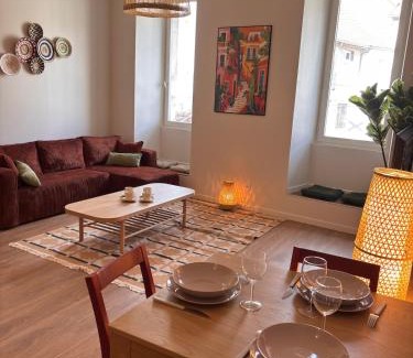 La Roche-sur-Foron Appartement | L'hacienda au coeur de La Roche sur Foron