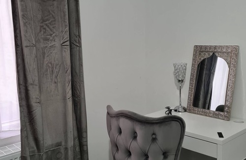 Dampremy Appartement | L'harmonie parking et wifi gratuits, 2 chambres