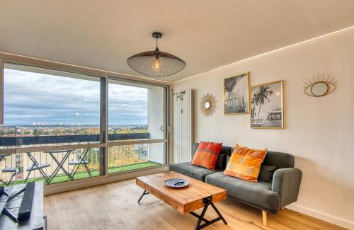 Saint-Genis-Laval Appartement | L'Horizon - Climatisé - T2 proche Hôpital Lyon Sud et métro