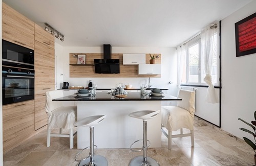 Les Louvrais Maison | L'Impressionniste - Maison avec jardin