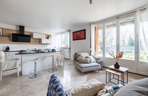 Les Louvrais Maison | L'Impressionniste - Maison avec jardin